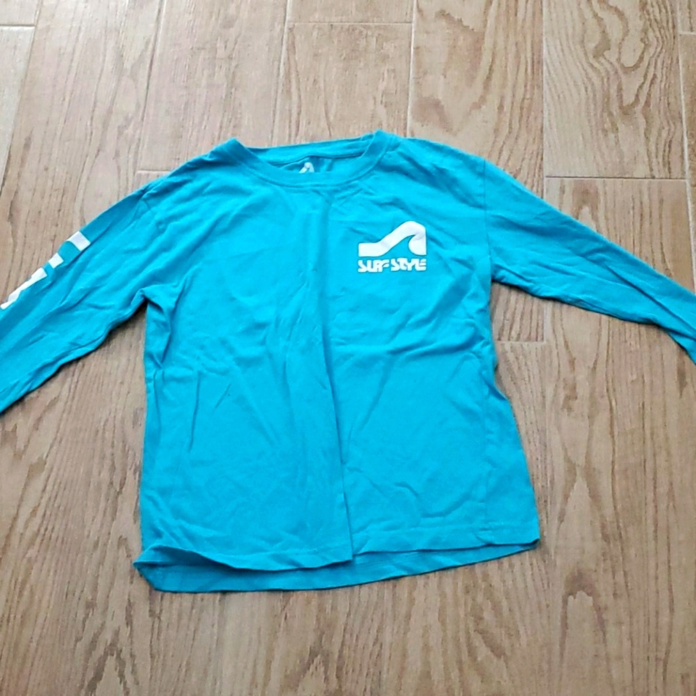 Surf style long-sleeved